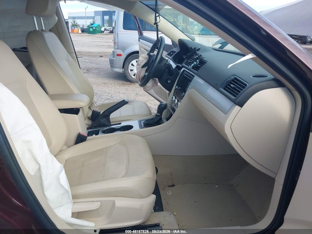 2013 Volkswagen Passat 2.5l Se მანქანა იყიდება აუქციონზე, vin: 1VWBP7A32DC136069, აუქციონის ნომერი: 46187826
