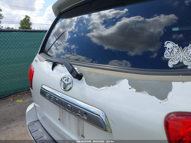 Продаж на аукціоні авто 2015 Toyota Sequoia Platinum, vin: 5TDYY5G18FS059276, номер лоту: 46187849