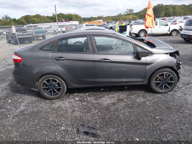 46187905 :رقم المزاد ، 3FADP4BJ7GM130221 vin ، 2016 Ford Fiesta Se مزاد بيع