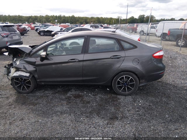 46187905 :رقم المزاد ، 3FADP4BJ7GM130221 vin ، 2016 Ford Fiesta Se مزاد بيع
