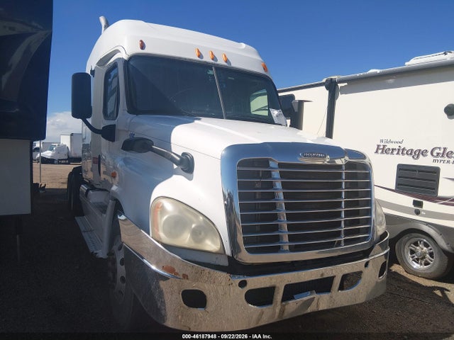 Продажа на аукционе авто 2010 Freightliner Cascadia 125, vin: 1FUJGLDR4ASAV2565, номер лота: 46187948