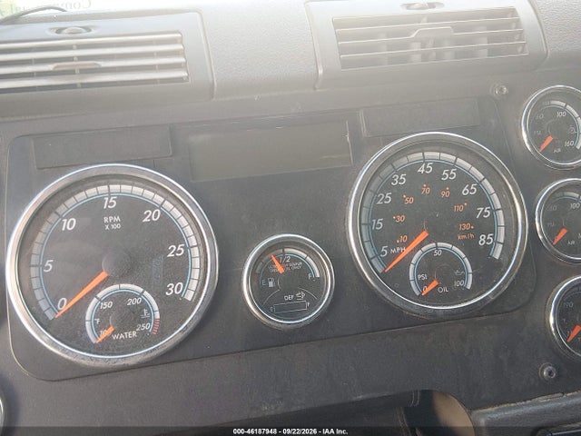 46187948 :رقم المزاد ، 1FUJGLDR4ASAV2565 vin ، 2010 Freightliner Cascadia 125 مزاد بيع
