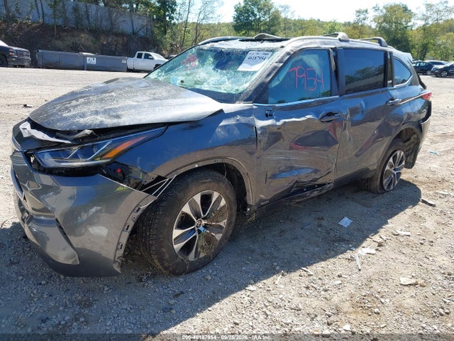 46187954 :رقم المزاد ، 5TDKBRCH5PS579907 vin ، 2023 Toyota Highlander Hybrid Xle مزاد بيع