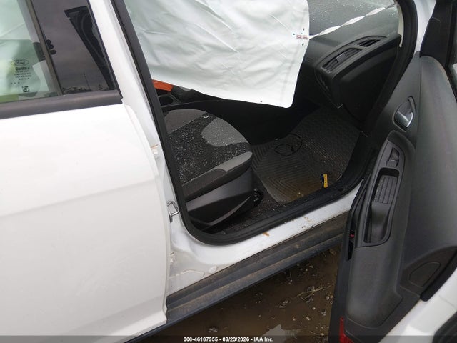Продаж на аукціоні авто 2014 Ford Focus Se, vin: 1FADP3F2XEL420299, номер лоту: 46187955