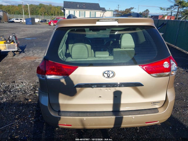 46187957 :رقم المزاد ، 5TDDK3DC6BS003938 vin ، 2011 Toyota Sienna Limited مزاد بيع