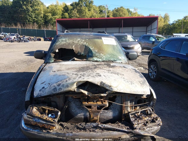 46187997 :رقم المزاد ، 1GNDT13W112156379 vin ، 2001 Chevrolet Blazer Ls مزاد بيع