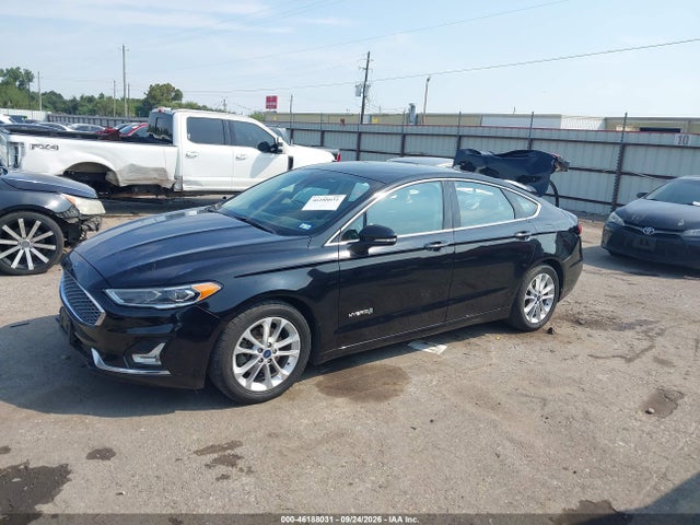 Продажа на аукционе авто 2019 Ford Fusion Hybrid Sel, vin: 3FA6P0MU7KR253196, номер лота: 46188031