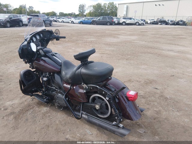 Harley-Davidson FLHTK 2022 1HD1KEF11NB627148 Image 3