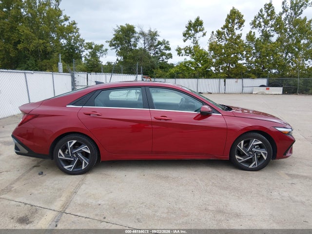 2024 Hyundai Elantra Limited მანქანა იყიდება აუქციონზე, vin: KMHLP4DG1RU817180, აუქციონის ნომერი: 46188078