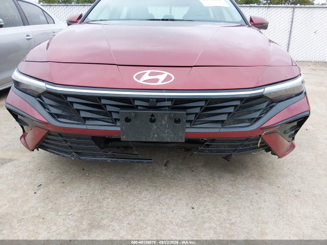 2024 Hyundai Elantra Limited მანქანა იყიდება აუქციონზე, vin: KMHLP4DG1RU817180, აუქციონის ნომერი: 46188078