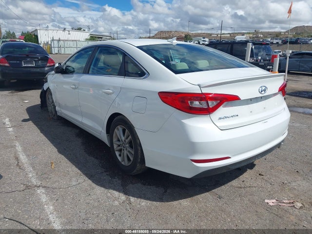 Hyundai SONATA SE 2015 5NPE24AF1FH018836 Image 3