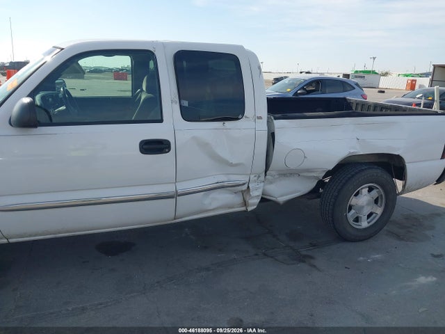 46188095 :رقم المزاد ، 1GTEC19T35Z350158 vin ، 2005 Gmc Sierra 1500 Sle مزاد بيع