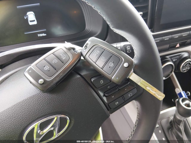 46188125 :رقم المزاد ، KMHRC8A35PU258373 vin ، 2023 Hyundai Venue Sel مزاد بيع