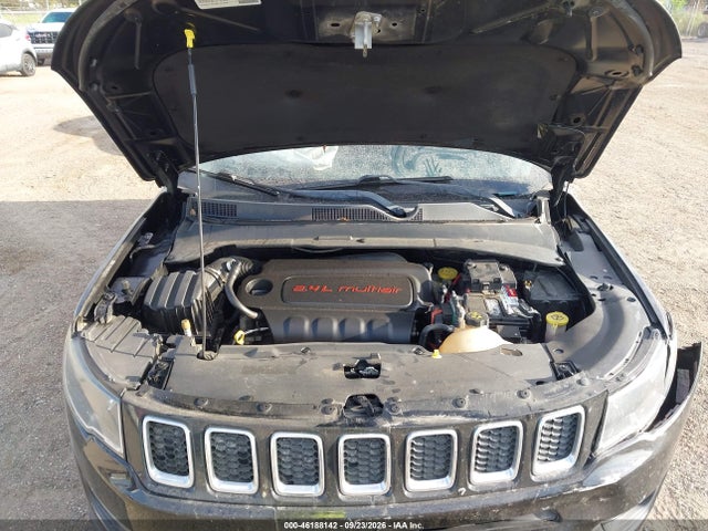 46188142 :رقم المزاد ، 3C4NJCBB8JT235432 vin ، 2018 Jeep Compass Latitude Fwd مزاد بيع