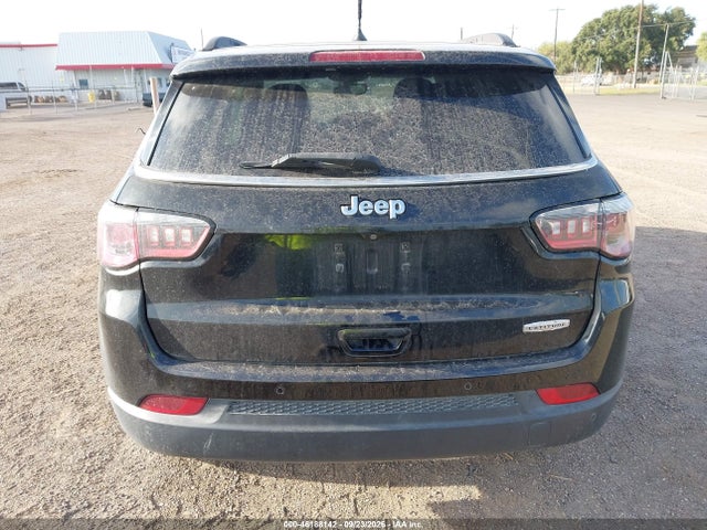 46188142 :رقم المزاد ، 3C4NJCBB8JT235432 vin ، 2018 Jeep Compass Latitude Fwd مزاد بيع