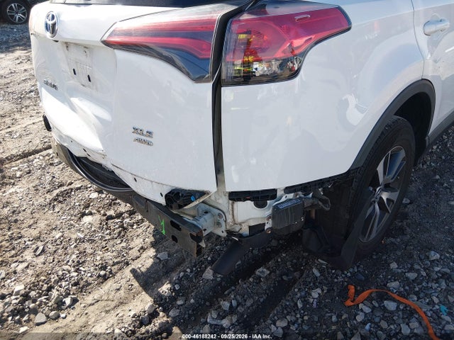 2017 Toyota Rav4 Xle მანქანა იყიდება აუქციონზე, vin: 2T3RFREV4HW650956, აუქციონის ნომერი: 46188242