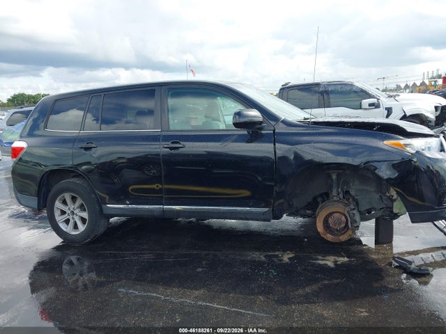 Продажа на аукционе авто 2012 Toyota Highlander Base V6, vin: 5TDBK3EH5CS130070, номер лота: 46188261