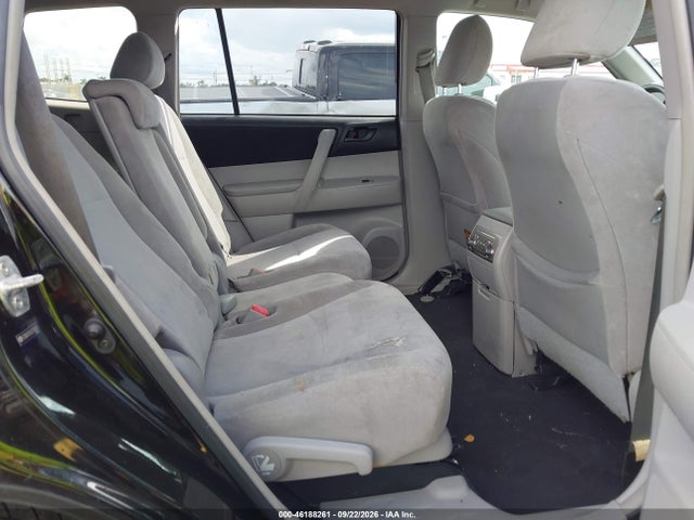 Продажа на аукционе авто 2012 Toyota Highlander Base V6, vin: 5TDBK3EH5CS130070, номер лота: 46188261