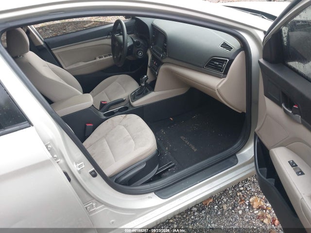 Продажа на аукционе авто 2018 Hyundai Elantra Sel, vin: 5NPD84LF9JH390277, номер лота: 46188287