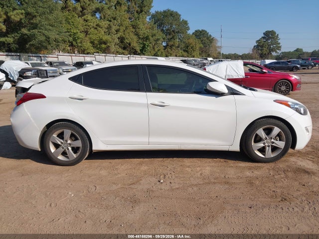 2013 Hyundai Elantra Gls მანქანა იყიდება აუქციონზე, vin: 5NPDH4AE2DH285885, აუქციონის ნომერი: 46188296