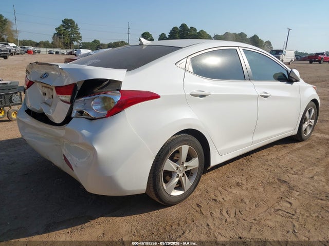 2013 Hyundai Elantra Gls მანქანა იყიდება აუქციონზე, vin: 5NPDH4AE2DH285885, აუქციონის ნომერი: 46188296