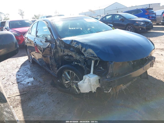 46188408 :رقم المزاد ، 4T1BF1FK0GU230593 vin ، 2016 Toyota Camry Se مزاد بيع