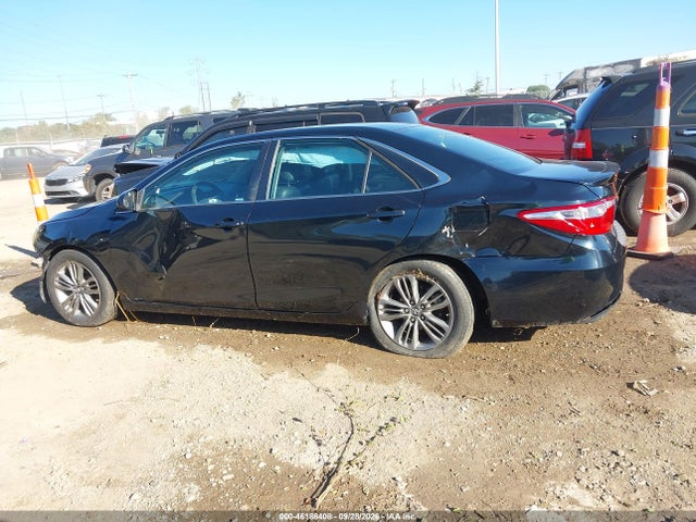 46188408 :رقم المزاد ، 4T1BF1FK0GU230593 vin ، 2016 Toyota Camry Se مزاد بيع