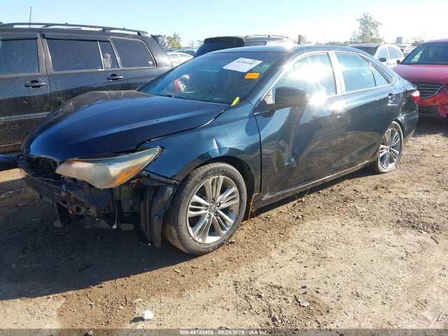 46188408 :رقم المزاد ، 4T1BF1FK0GU230593 vin ، 2016 Toyota Camry Se مزاد بيع