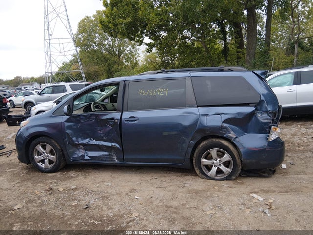 Продаж на аукціоні авто 2013 Toyota Sienna Le V6 8 Passenger, vin: 5TDKK3DC4DS330445, номер лоту: 46188424