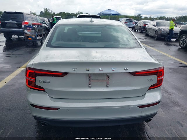 46188530 :رقم المزاد ، 7JR102FK8LG065202 vin ، 2020 Volvo S60 T5 Momentum مزاد بيع