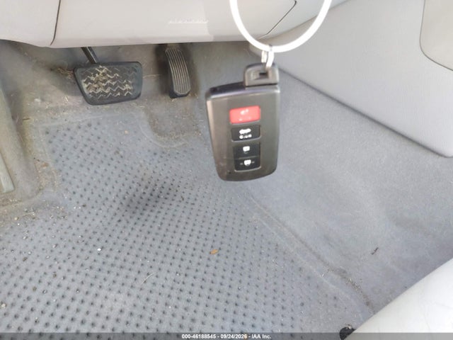 46188545 :رقم المزاد ، 4T1BF1FK5EU442841 vin ، 2014 Toyota Camry Xle مزاد بيع