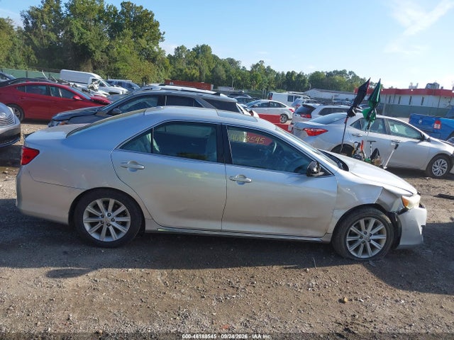 46188545 :رقم المزاد ، 4T1BF1FK5EU442841 vin ، 2014 Toyota Camry Xle مزاد بيع