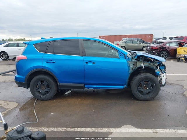 46188576 :رقم المزاد ، 2T3BFREV5JW843754 vin ، 2018 Toyota Rav4 Le مزاد بيع