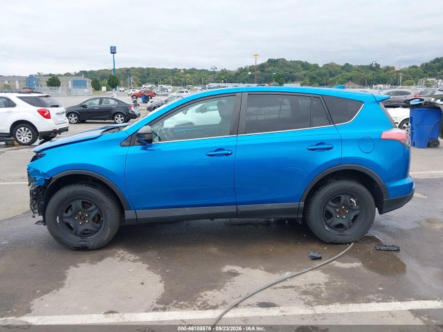 46188576 :رقم المزاد ، 2T3BFREV5JW843754 vin ، 2018 Toyota Rav4 Le مزاد بيع