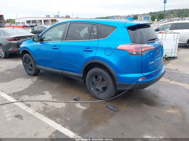 46188576 :رقم المزاد ، 2T3BFREV5JW843754 vin ، 2018 Toyota Rav4 Le مزاد بيع