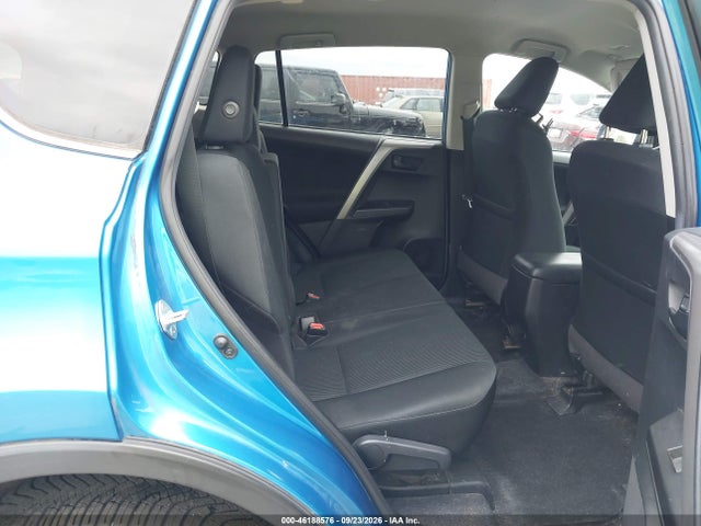 46188576 :رقم المزاد ، 2T3BFREV5JW843754 vin ، 2018 Toyota Rav4 Le مزاد بيع