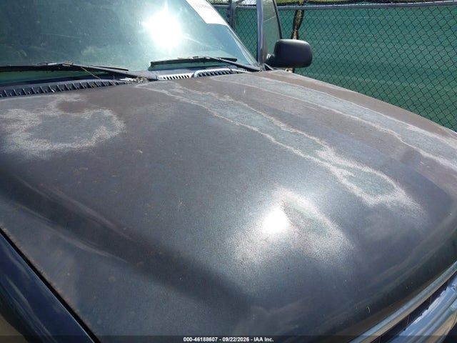 46188607 :رقم المزاد ، 1GNEC16Z44J171480 vin ، 2004 Chevrolet Suburban 1500 Ls مزاد بيع