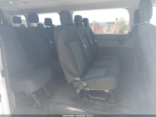 46188685 :رقم المزاد ، 1FBAX2Y81NKA45552 vin ، 2022 Ford Transit-350 Passenger Van Xl مزاد بيع