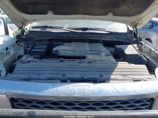 46188695 :رقم المزاد ، 1N6AA1F40JN513784 vin ، 2018 Nissan Titan Xd Sv Gas مزاد بيع
