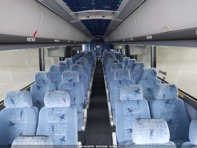 46188793 :رقم المزاد ، 2MG3JMHA8BW065743 vin ، 2011 Motor Coach Industries Transit Bus مزاد بيع