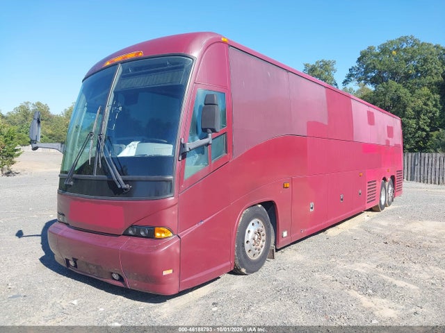 46188793 :رقم المزاد ، 2MG3JMHA8BW065743 vin ، 2011 Motor Coach Industries Transit Bus مزاد بيع