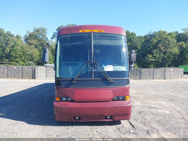 46188793 :رقم المزاد ، 2MG3JMHA8BW065743 vin ، 2011 Motor Coach Industries Transit Bus مزاد بيع