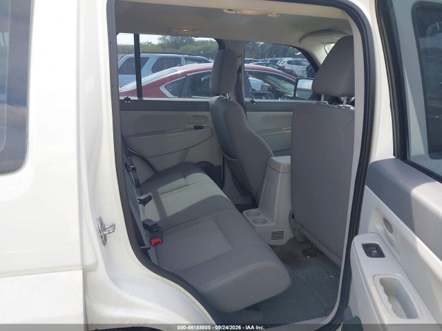 46188805 :رقم المزاد ، 1J8GP28K08W137663 vin ، 2008 Jeep Liberty Sport مزاد بيع