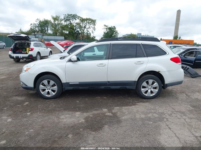 Продажа на аукционе авто 2011 Subaru Outback 2.5i Premium, vin: 4S4BRBCC2B3397692, номер лота: 46188837
