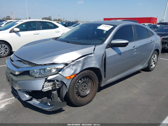 46188846 :رقم المزاد ، 2HGFC2F5XHH551125 vin ، 2017 Honda Civic Lx مزاد بيع