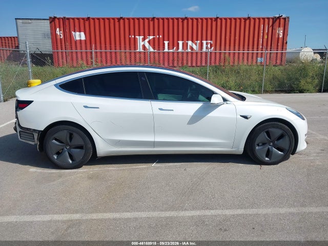 Tesla MODEL 3 2019 5YJ3E1EB8KF494448 Image 14