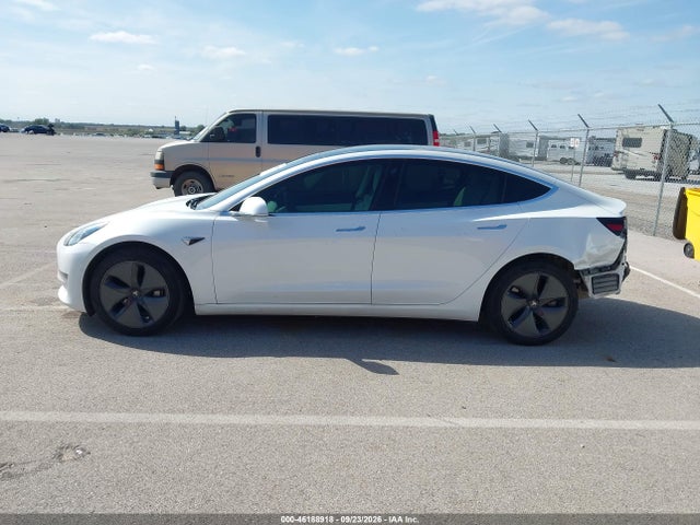 Tesla MODEL 3 2019 5YJ3E1EB8KF494448 Image 15