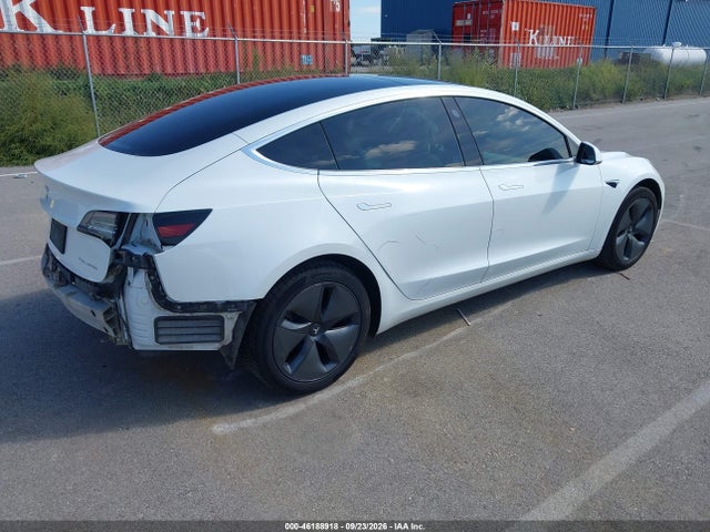 Tesla MODEL 3 2019 5YJ3E1EB8KF494448 Image 4