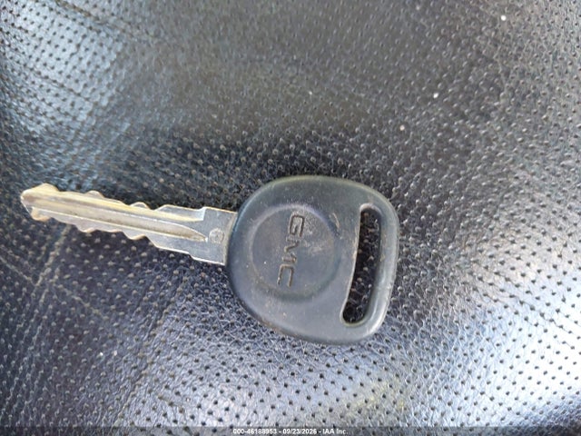 46188953 :رقم المزاد ، 1GKS1KE08DR239862 vin ، 2013 Gmc Yukon Xl 1500 Slt مزاد بيع