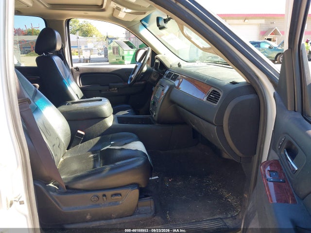 46188953 :رقم المزاد ، 1GKS1KE08DR239862 vin ، 2013 Gmc Yukon Xl 1500 Slt مزاد بيع